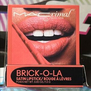 ⚡️MAC Cosmetics Brick-O-La Satin Lipstick Sleek Satin